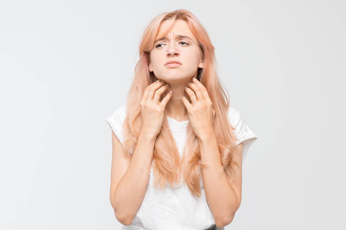 甲状腺,脖子两侧,结节,不良情绪 甲状腺,脖子两侧,结节,不良情绪