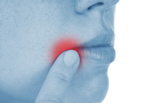 用牙膏洗假牙,越洗越脏 用牙膏洗假牙,越洗越脏