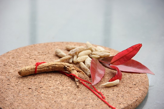 脾胃虚寒者，慎用