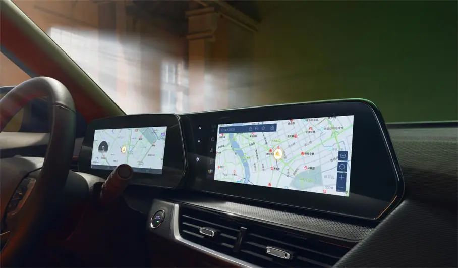 智能语音助手,智能车联系，表盘仪