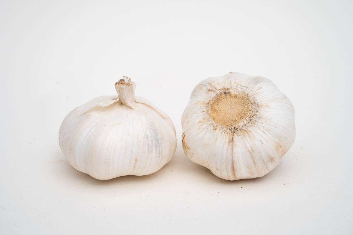 大蒜,味辛,消食,解暑