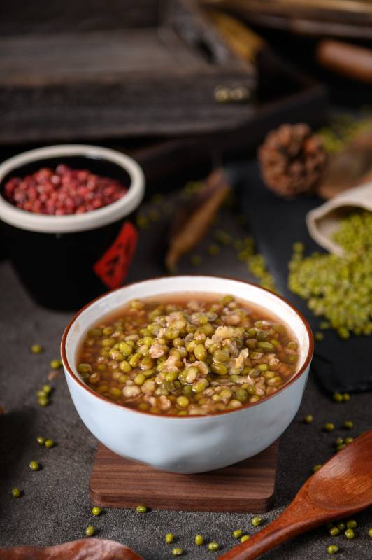 红枣绿豆粥,清热解毒,利尿消肿