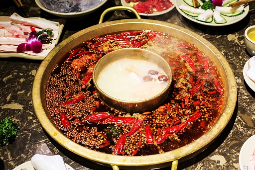 麻辣火锅，最早也来自劳苦大众，船工纤夫。