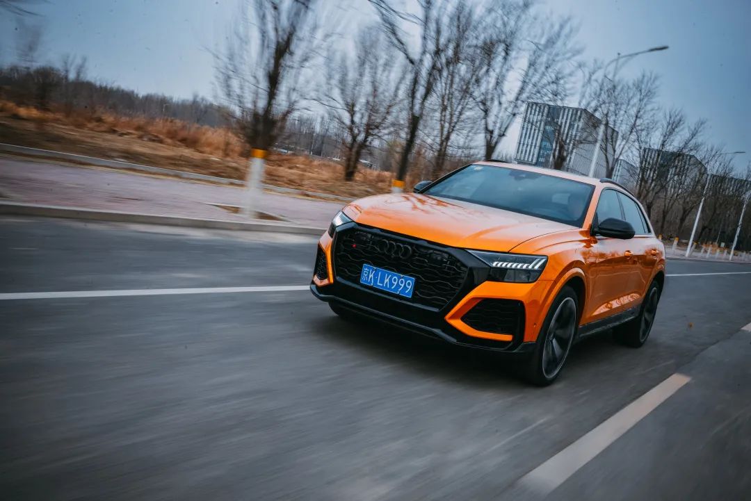 视觉体验,优点,油耗表现,轮胎