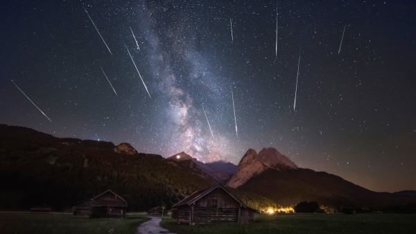 德国南部,英仙座,流星雨