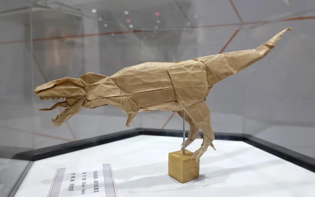 具象折纸;南方巨兽龙