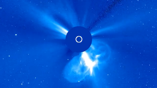 太阳黑子,日冕物质抛射,CME 太阳黑子,日冕物质抛射,CME